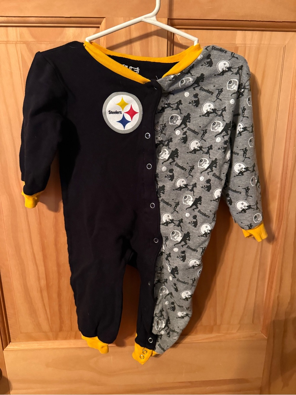 Baby’s Onesie Pittsburgh Steelers Size 24 Months. Snap Is Missing, See Pictures